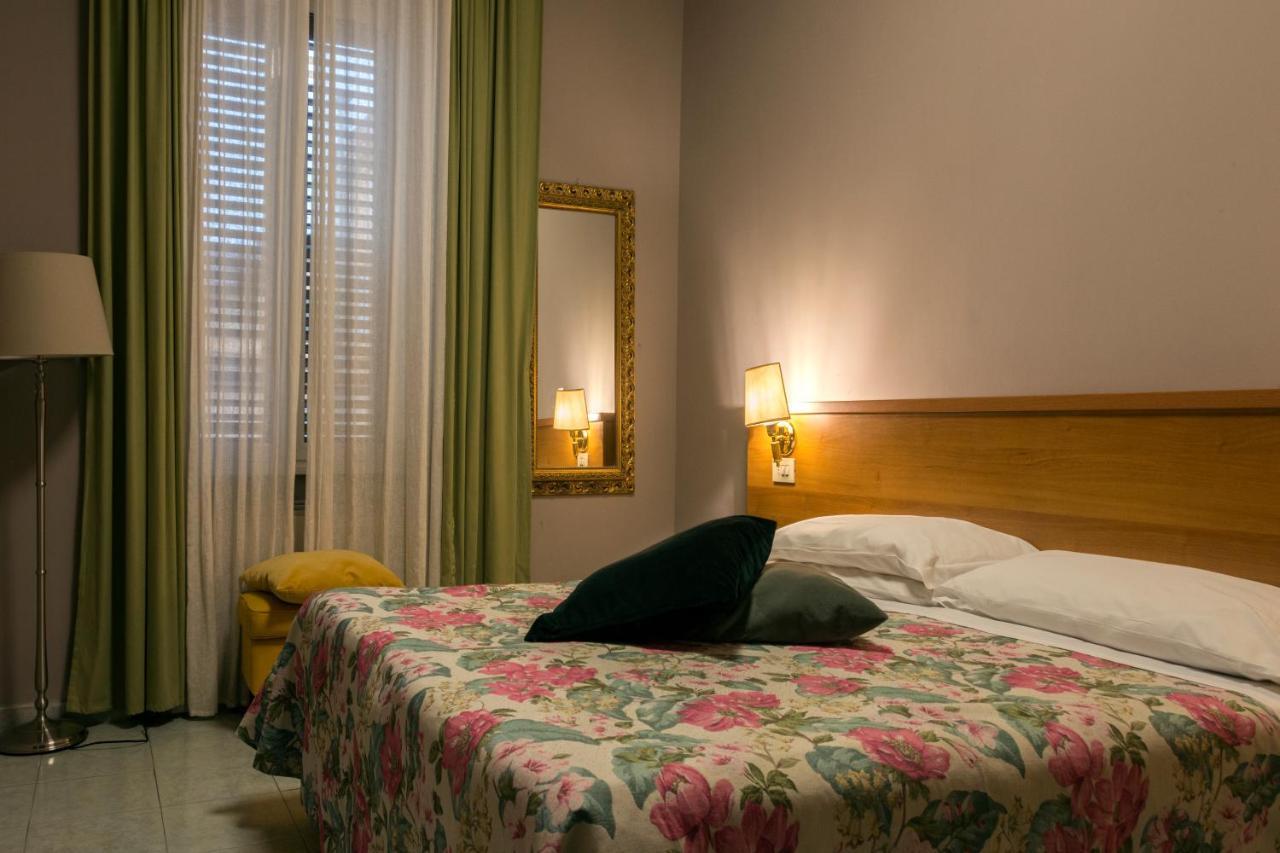 Hoteli Roma Dış mekan fotoğraf
