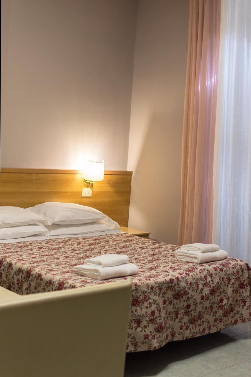 Hoteli Roma Dış mekan fotoğraf